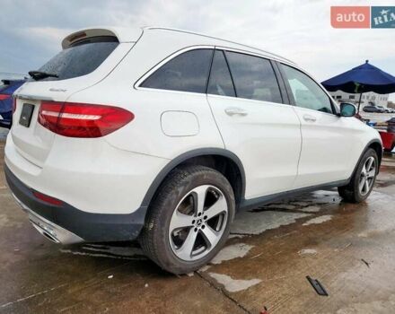 Білий Мерседес ГЛЦ-Клас, об'ємом двигуна 1.99 л та пробігом 50 тис. км за 9000 $, фото 3 на Automoto.ua