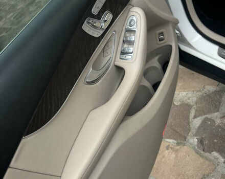 Белый Мерседес ГЛЦ-Класс, объемом двигателя 2 л и пробегом 115 тыс. км за 32500 $, фото 10 на Automoto.ua