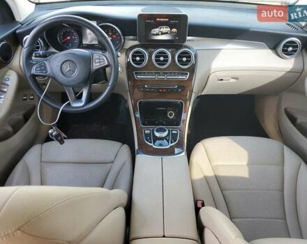 Белый Мерседес ГЛЦ-Класс, объемом двигателя 1.99 л и пробегом 97 тыс. км за 6000 $, фото 7 на Automoto.ua