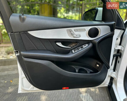 Білий Мерседес ГЛЦ-Клас, об'ємом двигуна 2 л та пробігом 182 тис. км за 22800 $, фото 86 на Automoto.ua