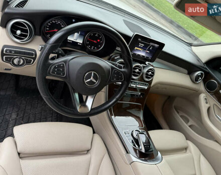 Белый Мерседес ГЛЦ-Класс, объемом двигателя 2.14 л и пробегом 55 тыс. км за 35700 $, фото 30 на Automoto.ua