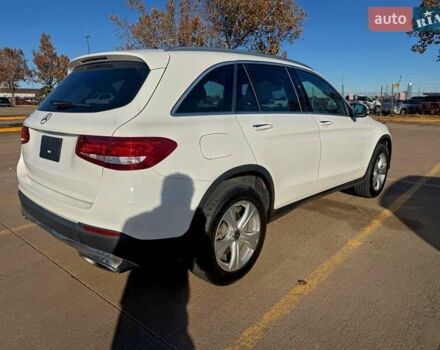 Белый Мерседес ГЛЦ-Класс, объемом двигателя 2 л и пробегом 190 тыс. км за 8300 $, фото 3 на Automoto.ua