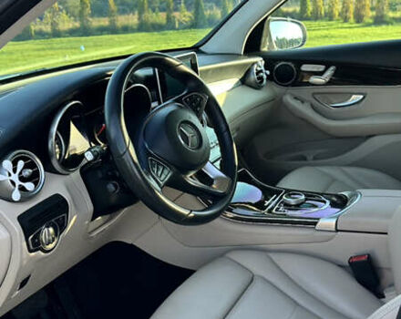 Белый Мерседес ГЛЦ-Класс, объемом двигателя 1.99 л и пробегом 158 тыс. км за 25000 $, фото 3 на Automoto.ua