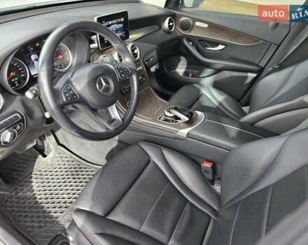 Белый Мерседес ГЛЦ-Класс, объемом двигателя 2.14 л и пробегом 47 тыс. км за 33500 $, фото 9 на Automoto.ua