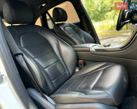 Білий Мерседес ГЛЦ-Клас, об'ємом двигуна 2 л та пробігом 182 тис. км за 22800 $, фото 100 на Automoto.ua