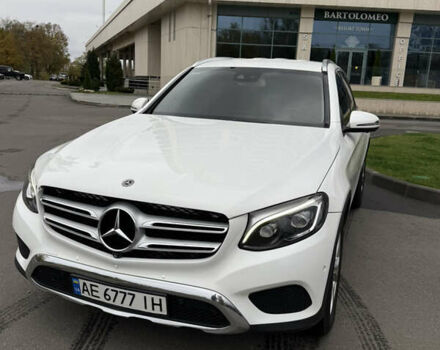 Белый Мерседес ГЛЦ-Класс, объемом двигателя 2.14 л и пробегом 55 тыс. км за 35700 $, фото 1 на Automoto.ua