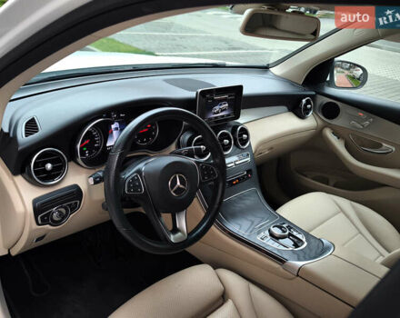 Белый Мерседес ГЛЦ-Класс, объемом двигателя 2 л и пробегом 135 тыс. км за 21600 $, фото 34 на Automoto.ua