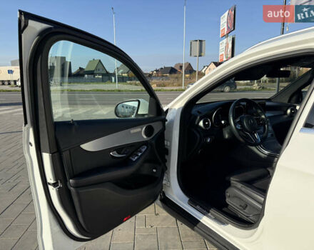 Белый Мерседес ГЛЦ-Класс, объемом двигателя 1.95 л и пробегом 280 тыс. км за 30500 $, фото 7 на Automoto.ua