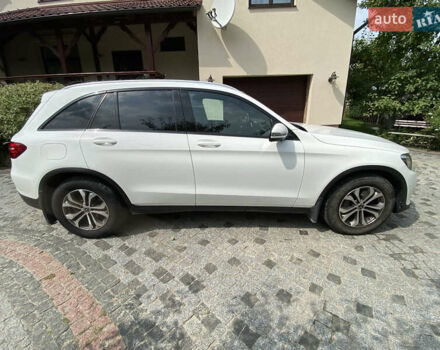 Білий Мерседес ГЛЦ-Клас, об'ємом двигуна 2.14 л та пробігом 47 тис. км за 41500 $, фото 2 на Automoto.ua