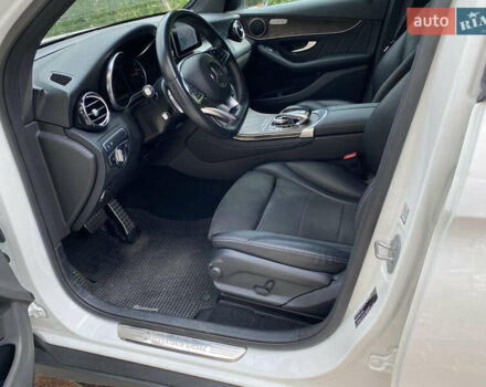 Білий Мерседес ГЛЦ-Клас, об'ємом двигуна 2.14 л та пробігом 47 тис. км за 41500 $, фото 10 на Automoto.ua