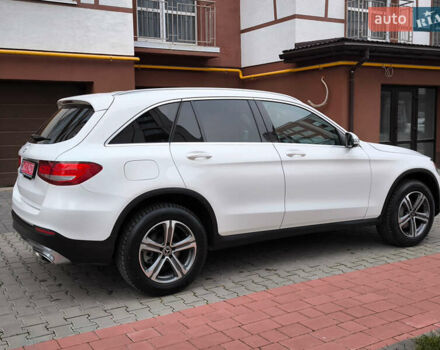 Белый Мерседес ГЛЦ-Класс, объемом двигателя 2 л и пробегом 135 тыс. км за 21600 $, фото 70 на Automoto.ua