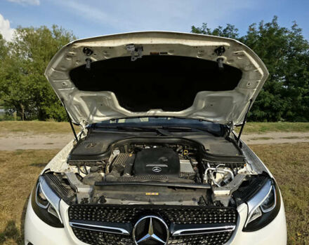 Мерседес ГЛЦ-Класс 2019 в Киеве на Automoto.ua Белый Мерседес ГЛЦ-Класс, объемом двигателя 2 л и пробегом 66 тыс. км за 29700 $, фото 16 на Automoto.ua