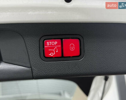 Белый Мерседес ГЛЦ-Класс, объемом двигателя 2 л и пробегом 124 тыс. км за 35900 $, фото 28 на Automoto.ua