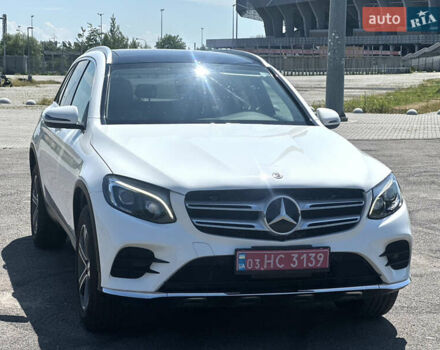 Белый Мерседес ГЛЦ-Класс, объемом двигателя 1.99 л и пробегом 95 тыс. км за 31500 $, фото 3 на Automoto.ua