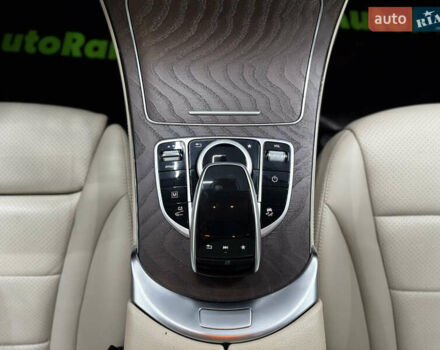 Белый Мерседес ГЛЦ-Класс, объемом двигателя 2 л и пробегом 124 тыс. км за 35900 $, фото 20 на Automoto.ua