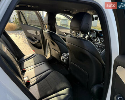 Белый Мерседес ГЛЦ-Класс, объемом двигателя 1.95 л и пробегом 280 тыс. км за 30500 $, фото 20 на Automoto.ua