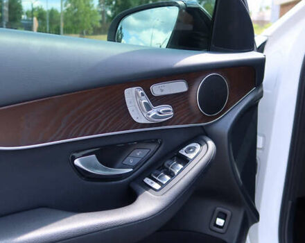 Белый Мерседес ГЛЦ-Класс, объемом двигателя 1.99 л и пробегом 79 тыс. км за 32500 $, фото 34 на Automoto.ua