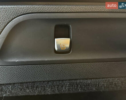 Белый Мерседес ГЛЦ-Класс, объемом двигателя 2 л и пробегом 124 тыс. км за 35900 $, фото 27 на Automoto.ua