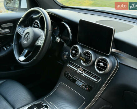 Белый Мерседес ГЛЦ-Класс, объемом двигателя 1.99 л и пробегом 42 тыс. км за 30200 $, фото 16 на Automoto.ua