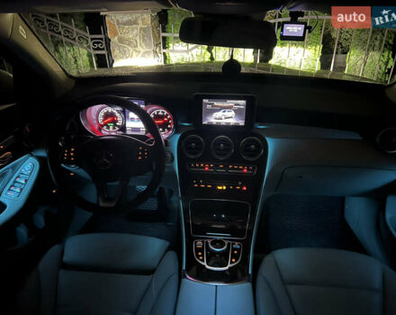 Белый Мерседес ГЛЦ-Класс, объемом двигателя 1.99 л и пробегом 115 тыс. км за 32800 $, фото 29 на Automoto.ua