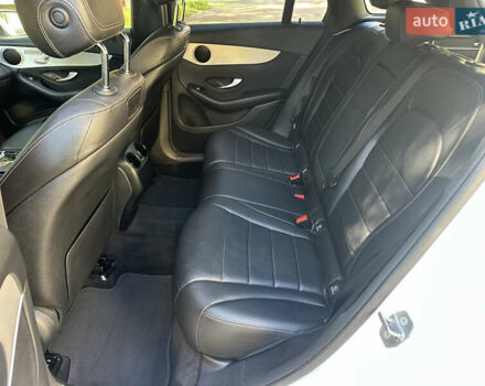 Белый Мерседес ГЛЦ-Класс, объемом двигателя 1.99 л и пробегом 81 тыс. км за 29000 $, фото 25 на Automoto.ua