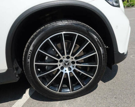 Белый Мерседес ГЛЦ-Класс, объемом двигателя 1.99 л и пробегом 79 тыс. км за 32500 $, фото 25 на Automoto.ua