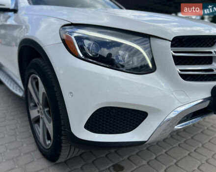Белый Мерседес ГЛЦ-Класс, объемом двигателя 1.99 л и пробегом 115 тыс. км за 32800 $, фото 21 на Automoto.ua