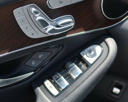 Белый Мерседес ГЛЦ-Класс, объемом двигателя 1.99 л и пробегом 79 тыс. км за 32500 $, фото 38 на Automoto.ua