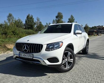Белый Мерседес ГЛЦ-Класс, объемом двигателя 1.99 л и пробегом 80 тыс. км за 23000 $, фото 2 на Automoto.ua