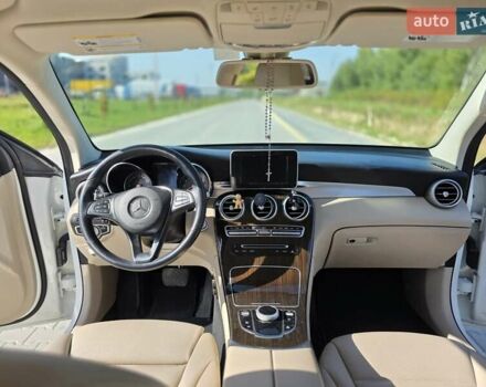 Белый Мерседес ГЛЦ-Класс, объемом двигателя 1.99 л и пробегом 80 тыс. км за 23000 $, фото 12 на Automoto.ua