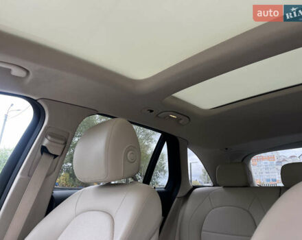 Білий Мерседес ГЛЦ-Клас, об'ємом двигуна 1.99 л та пробігом 67 тис. км за 29999 $, фото 23 на Automoto.ua