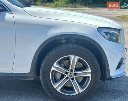 Белый Мерседес ГЛЦ-Класс, объемом двигателя 1.99 л и пробегом 95 тыс. км за 31500 $, фото 7 на Automoto.ua