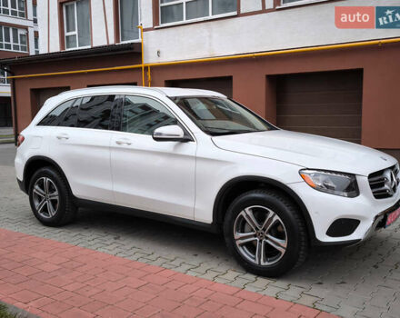 Белый Мерседес ГЛЦ-Класс, объемом двигателя 2 л и пробегом 135 тыс. км за 21600 $, фото 72 на Automoto.ua