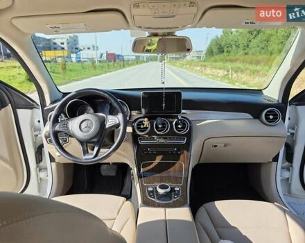 Белый Мерседес ГЛЦ-Класс, объемом двигателя 1.99 л и пробегом 80 тыс. км за 23000 $, фото 13 на Automoto.ua