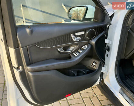 Белый Мерседес ГЛЦ-Класс, объемом двигателя 1.99 л и пробегом 42 тыс. км за 30200 $, фото 60 на Automoto.ua