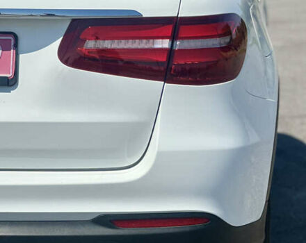 Белый Мерседес ГЛЦ-Класс, объемом двигателя 1.99 л и пробегом 95 тыс. км за 31500 $, фото 12 на Automoto.ua