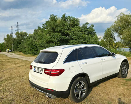 Мерседес ГЛЦ-Класс 2019 в Киеве на Automoto.ua Белый Мерседес ГЛЦ-Класс, объемом двигателя 2 л и пробегом 66 тыс. км за 29700 $, фото 9 на Automoto.ua