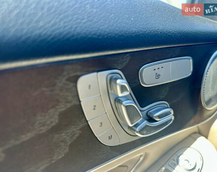 Белый Мерседес ГЛЦ-Класс, объемом двигателя 1.99 л и пробегом 95 тыс. км за 31500 $, фото 37 на Automoto.ua