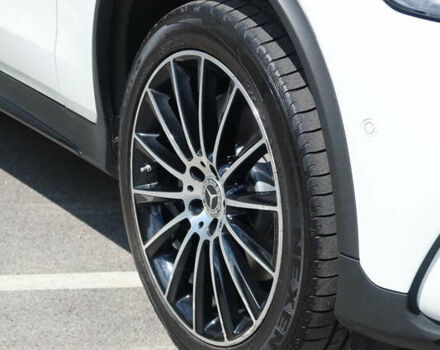 Белый Мерседес ГЛЦ-Класс, объемом двигателя 1.99 л и пробегом 79 тыс. км за 32500 $, фото 44 на Automoto.ua