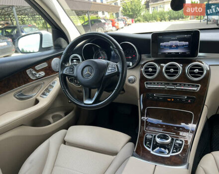 Белый Мерседес ГЛЦ-Класс, объемом двигателя 1.99 л и пробегом 115 тыс. км за 32800 $, фото 61 на Automoto.ua