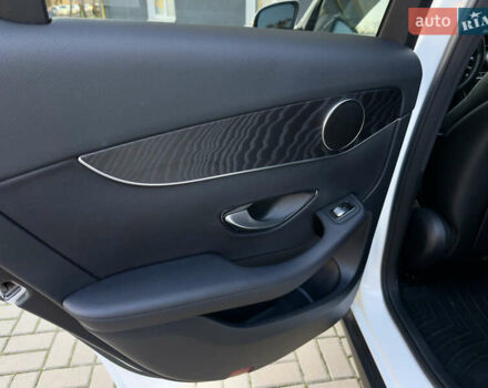 Белый Мерседес ГЛЦ-Класс, объемом двигателя 1.99 л и пробегом 42 тыс. км за 30200 $, фото 21 на Automoto.ua