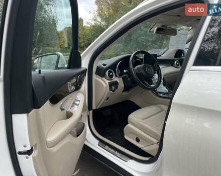 Білий Мерседес ГЛЦ-Клас, об'ємом двигуна 1.99 л та пробігом 67 тис. км за 29999 $, фото 12 на Automoto.ua