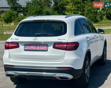Белый Мерседес ГЛЦ-Класс, объемом двигателя 1.99 л и пробегом 95 тыс. км за 31500 $, фото 10 на Automoto.ua