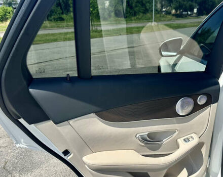 Белый Мерседес ГЛЦ-Класс, объемом двигателя 1.99 л и пробегом 95 тыс. км за 31500 $, фото 24 на Automoto.ua