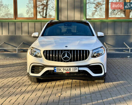 Белый Мерседес ГЛЦ-Класс, объемом двигателя 1.99 л и пробегом 42 тыс. км за 30200 $, фото 2 на Automoto.ua