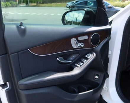 Белый Мерседес ГЛЦ-Класс, объемом двигателя 1.99 л и пробегом 79 тыс. км за 32500 $, фото 36 на Automoto.ua