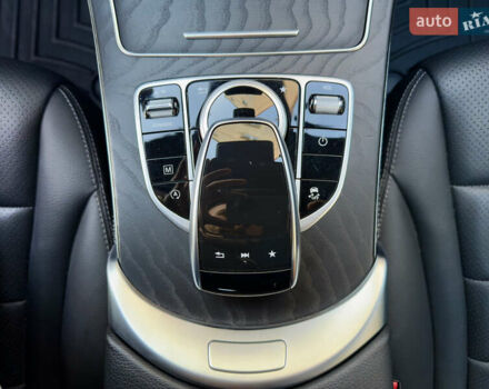 Белый Мерседес ГЛЦ-Класс, объемом двигателя 1.99 л и пробегом 42 тыс. км за 30200 $, фото 88 на Automoto.ua