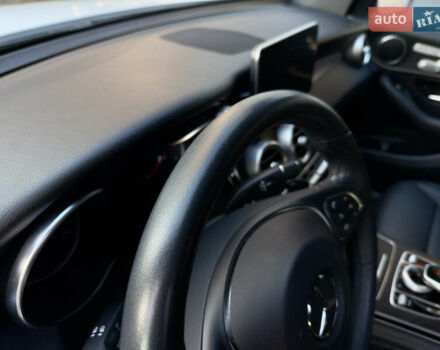 Белый Мерседес ГЛЦ-Класс, объемом двигателя 1.99 л и пробегом 42 тыс. км за 30200 $, фото 39 на Automoto.ua