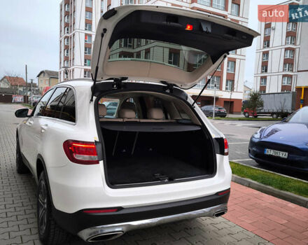 Белый Мерседес ГЛЦ-Класс, объемом двигателя 2 л и пробегом 135 тыс. км за 21600 $, фото 57 на Automoto.ua