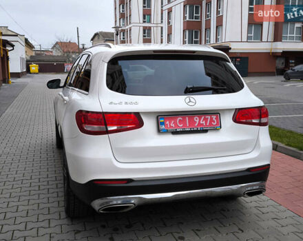 Белый Мерседес ГЛЦ-Класс, объемом двигателя 2 л и пробегом 135 тыс. км за 21600 $, фото 66 на Automoto.ua